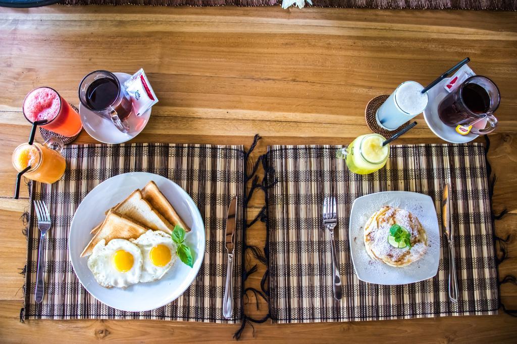 La-Meli Villas Ubud Oda fotoğraf